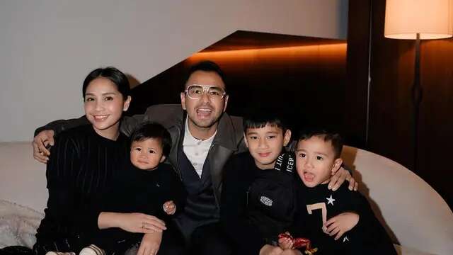 Potret Harmonis Raffi Ahmad & Nagita Slavina Bersama Anak-Anak, Outfitnya Serasi