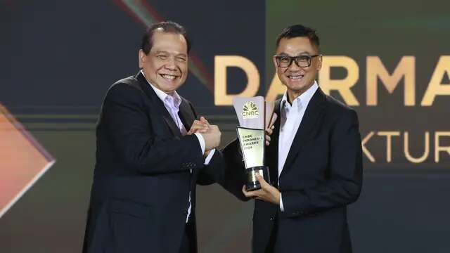 Dirut PLN Darmawan Prasodjo Kembali Raih Gelar CEO Of The Year 2024