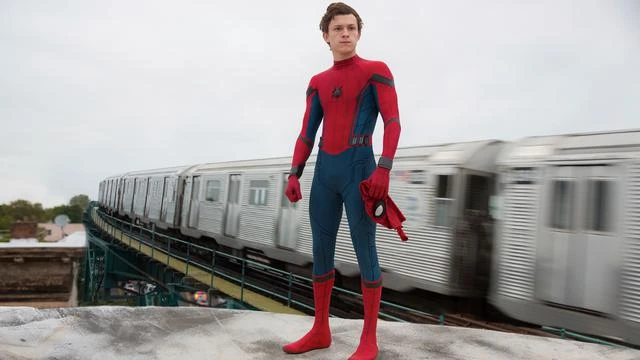Tom Holland Usulkan Adegan Ranjang Vulgar di Spider-Man: No Way Home, Langsung Ditolak
