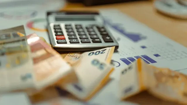 Utang Hantui Semua Kalangan: Penghasilan Rendah hingga Tinggi