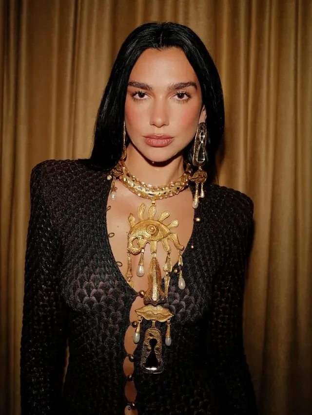 Rutinitas Pagi Dua Lipa untuk Jaga Imunitas Tubuh di Tengah Jadwal Padat