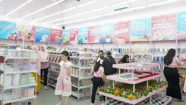 Peluang Usaha dan Belanja Terjangkau Hadir Lewat Konsep Toko Hybrid