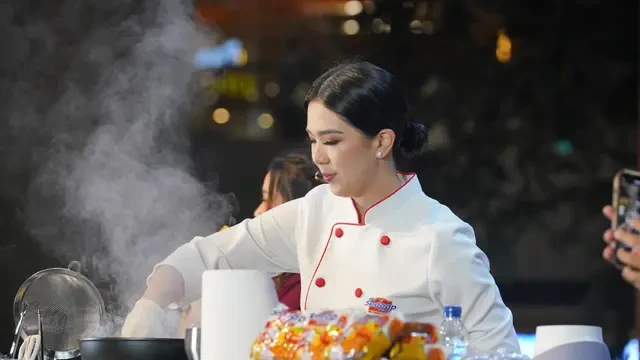 Laris di Pasaran! Mie Sedaap Goreng Chef Devina Langsung Jadi Favorit Konsumen