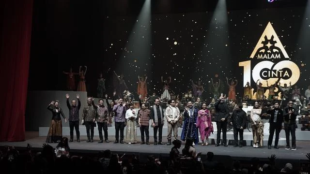 Konser Smartfren Malam 100 Cinta Sajikan Kolaborasi Lintas Generasi, Yura Yunita Hingga K...