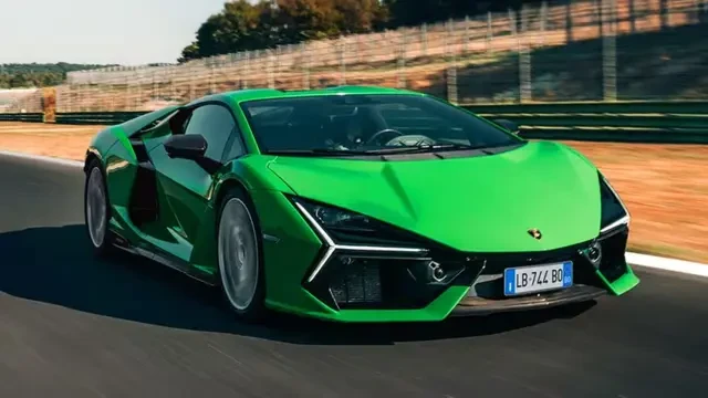 Mengenal Lamborghini Revuelto, Supercar Milik Crazy Rich Surabaya yang Tabrakan di Tol