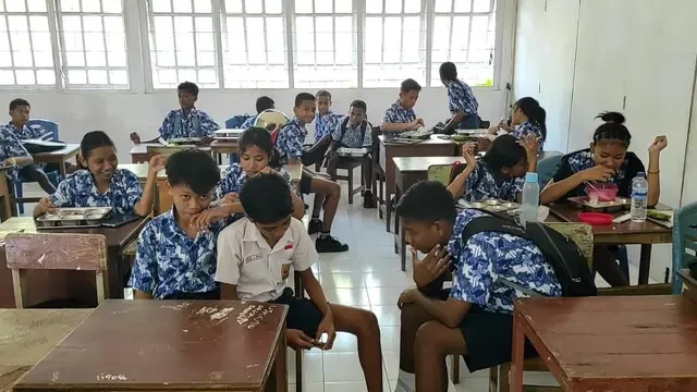 Trauma, Ratusan Siswa SMP Negeri 5 Kupang Ogah Konsumsi MBG