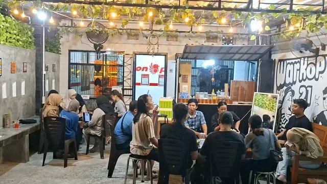 Warkop Tuli 21, Tempat Nongkrong Sunyi Penuh Arti di Palangka Raya