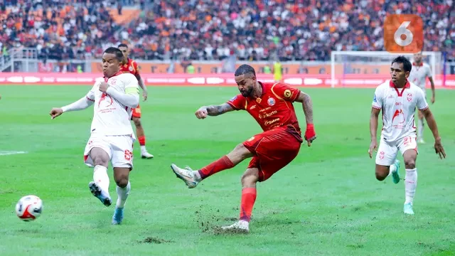 Mauricio Souza Kritik Keras Rumput JIS: Sebut Ganggu Permainan Persija