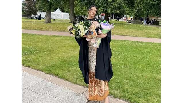 8 Potret Alifiya Arkana, Anak Dede Yusuf yang Lulus S2 University of Birmingham dengan Nil...