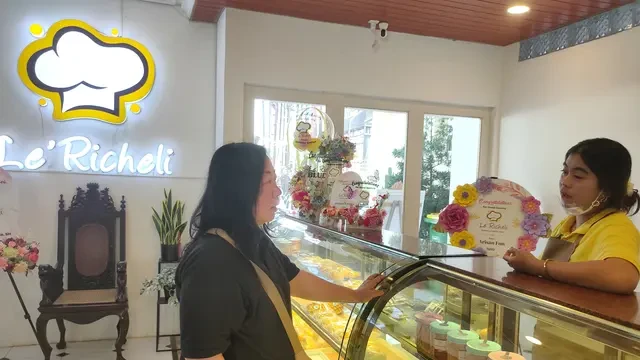 Bluder, Oleh-oleh Cirebon Kaya Rasa Bernilai Sejarah
