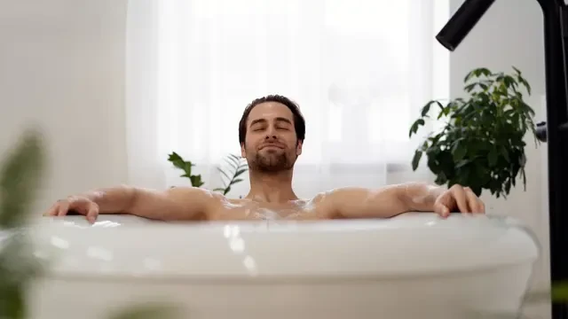 6 Manfaat Mengejutkan Berendam Air Es Setelah Olahraga