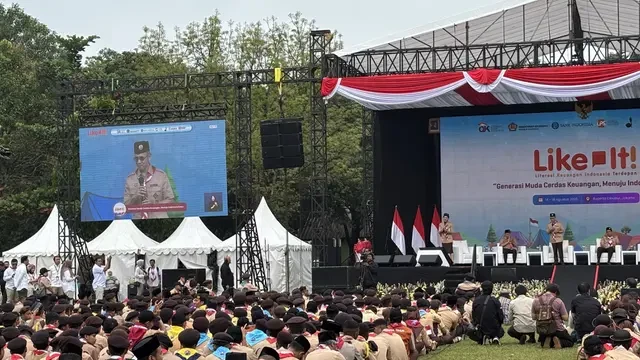 OJK Catat Tabungan Pelajar di Indonesia Sentuh Rp 32 Triliun