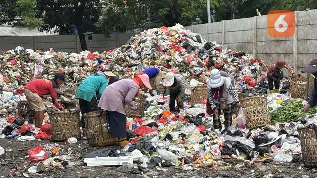 Desak Pengenaan Sanksi bagi TPA Open Dumping, Pengelola Nakal Terancam Dipenjara dan Denda...