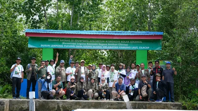 Tingkatkan Konservasi Mangrove, Warga Pesisir Dapat Pelatihan