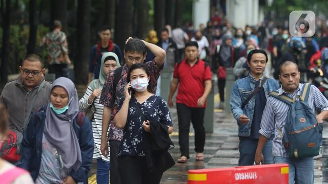 Susun Aturan THR 2021, Kemnaker Libatkan Pengusaha dan Pekerja
