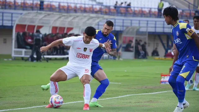 Arema FC Buang Keunggulan Dua Gol Lawan Liga Indonesia All Stars, tapi Performa Paulinho M...