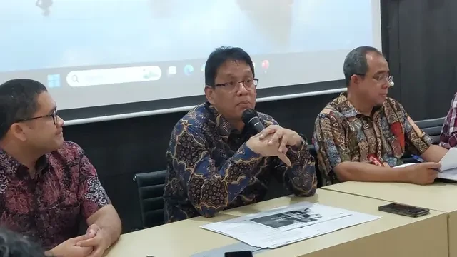 Menkeu Purbaya Pastikan Cukai Rokok Tak Naik 2026