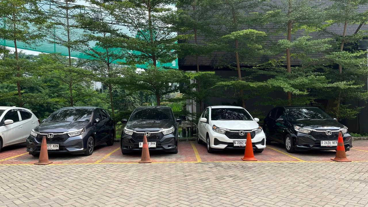 Honda Jakarta Kasih Kejutan Konsumen Brio