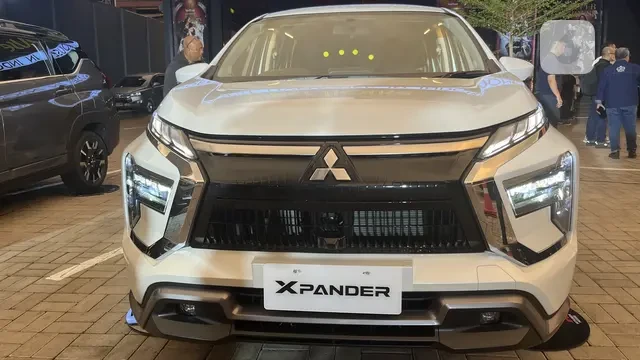 Harga Mitsubishi New Xpander dan Xpander Cross 2025, Termurah Rp 270 Jutaan