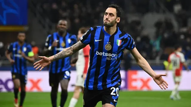 Inter Milan Lempar Ultimatum Pada Calhanoglu di Tengah Godaan Galatasaray