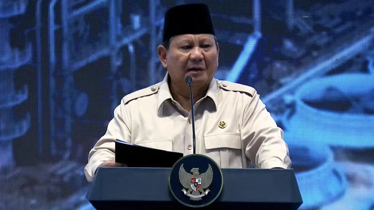 Prabowo Resmikan Pabrik Petrokimia Terbesar di Asia Tenggara, Investasi Sentuh Rp 65 Trili...
