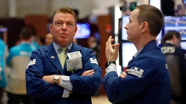 Wall Street Bervariasi Setelah Trump Ingin Tarif Impor 15% untuk Uni Eropa