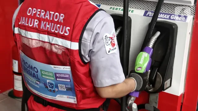 Kementerian ESDM Mau Nego Aturan Pembebasan Bea Cukai Etanol Buat BBM