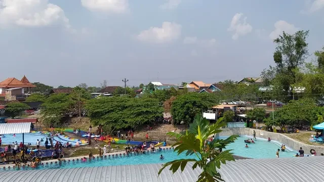 Daya Tarik dan Harga Tiket Masuk Umbul Pelem Waterpark, Wisata Keluarga di Klaten