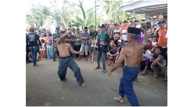 Ojung, Jejak Keberanian dan Doa dalam Ritual Leluhur Madura
