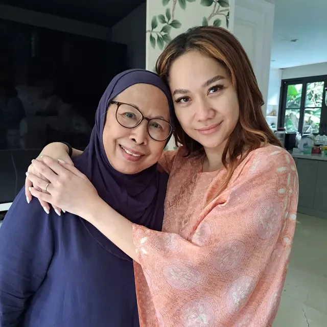 Ibunda Ashraf Sinclair Takjub BCL Masih Pegang Teguh Janji Pernikahan dengan Mendiang Putr...