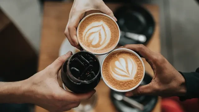 Suka Ngopi, Perhatikan Bahaya Terlalu Banyak Konsumsi Kafein