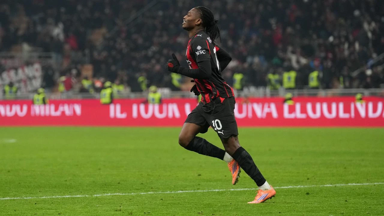 Silakan! Davide Bartesaghi Dukung Rafael Leao Hengkang dari AC Milan