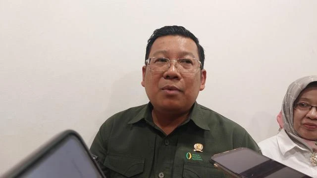 Menko Zulkifli Hasan Minta 1,3 Juta Ton Beras Bulog Diguyur ke Warga