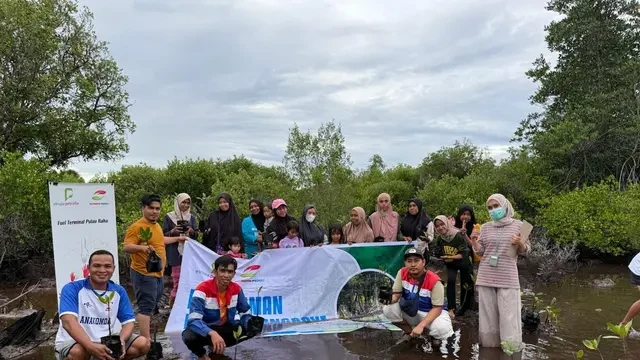 Dukung Net Zero Emission 2060, Elnusa Petrofin Tanam Ribuan Pohon