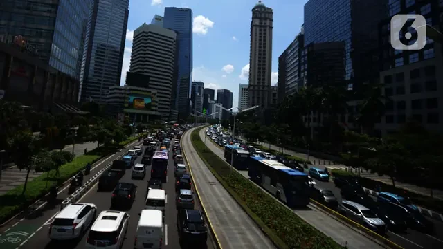 4 Keuntungan Punya Kendaraan Listrik di Jakarta