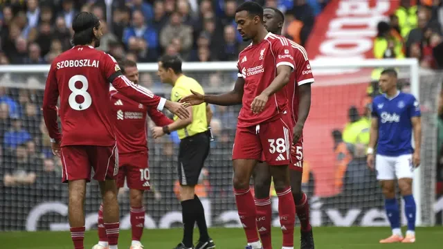 Michael Owen Sebut Ryan Gravenberch Sekarang Layak Dihargai Lebih dari 100 Juta Pounds