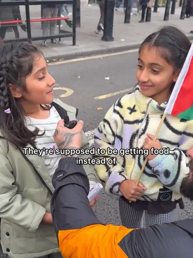 Viral Pesan Menyentuh Anak-Anak yang Ikut Aksi Damai Bela Palestina di Tengah Serangan Isr...