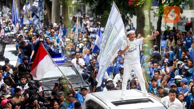 Dari Hasil Jual Sapi, Gubernur Dedi Mulyadi Berikan Bonus Rp1 Miliar untuk Persib Bandung