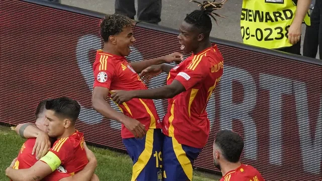 Nico Williams Berhasrat Gabung Barcelona, Terang-Terangan Rayu Pemain di Timnas Spanyol