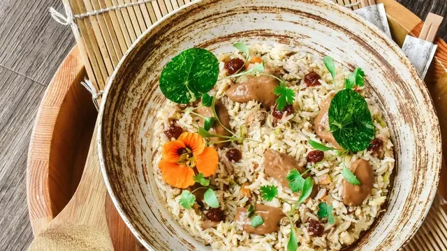 7 Resep Nasi Kebuli Kambing Penuh Cita Rasa, Sajian Spesial untuk Keluarga