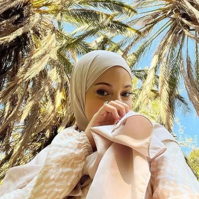 Sosok Influencer Berhijab Rima Edbouche, Istri Ousmane Dembele yang Bawa PSG Juara Liga Ch...
