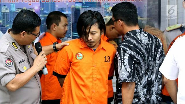 Perjalanan Zul Zivilia, Vokalis Band Hits hingga Jadi Pengedar Narkoba
