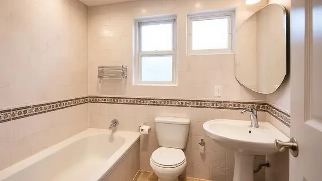 Jatuh di Kamar Mandi Bisa Berakibat Fatal, Ketahui Faktor Risiko dan Cara Mencegahnya