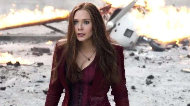 Elizabeth Olsen Diam-Diam Sudah Menikah dengan Robbie Arnett?