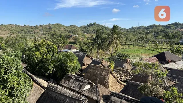 Pesona Desa Adat Sade, Wisata Edukasi Menarik di Lombok