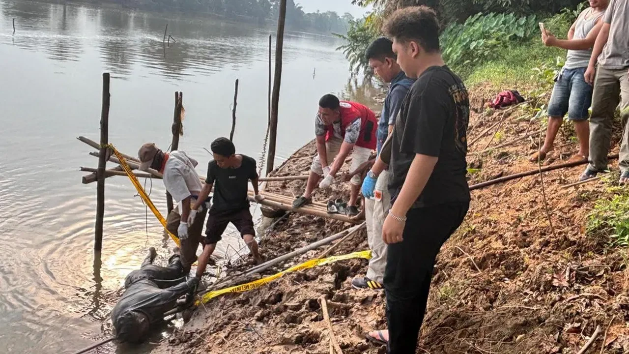 Penemuan Mayat Berpakaian Serba Hitam Gegerkan Warga Lampung