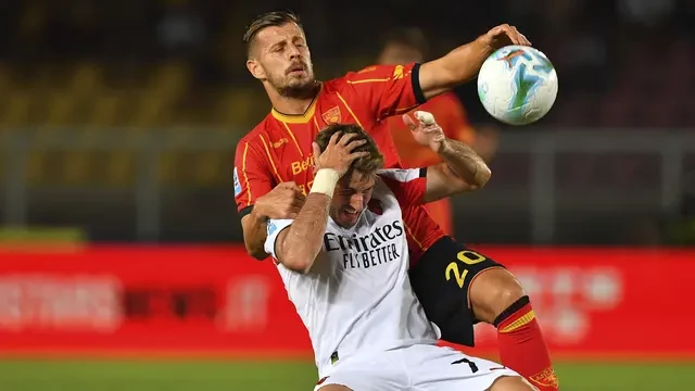 Usai Jadi Aktor Kemenangan Milan Lawan Lecce, Gimenez Malah Berpotensi Didepak Dari San ...