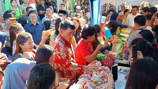 Jaga Stabilitas Harga Beras Jelang Lebaran, Bulog Sulutgo Salurkan Cadangan Pangan Pemda