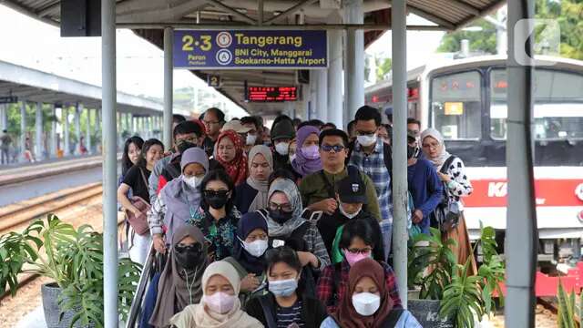 Literasi Keuangan Jadi Senjata Kelas Menengah Hindari Jatuh Miskin