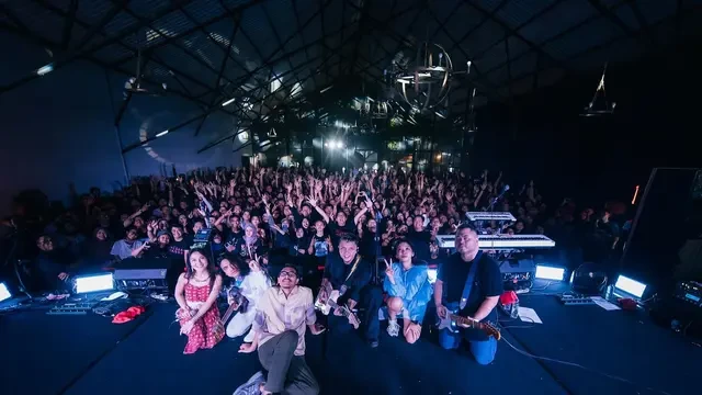 Sing Along ‘Terbuang dalam Waktu’ di COME SEE MIE FEST 2025 Bandung, Intip Kejutan Lai...